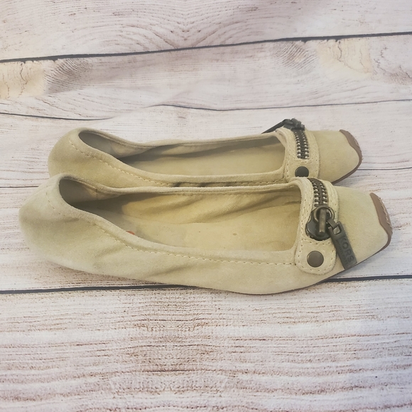 Michael Kors Suede Flats - Picture 5 of 9